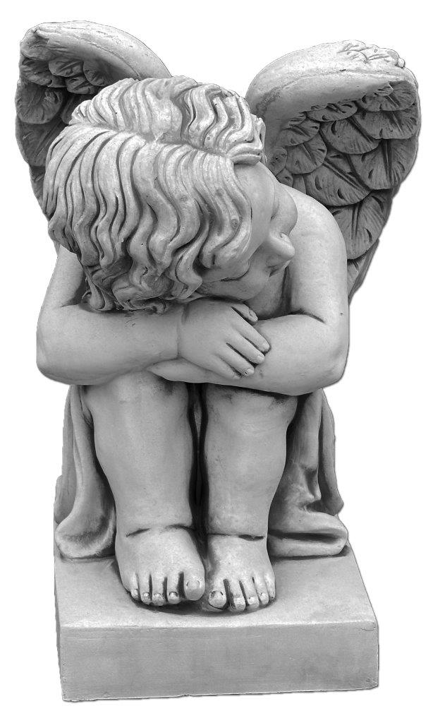Sonhos Serenos: Estátua de Anjo Criança Adormecida
