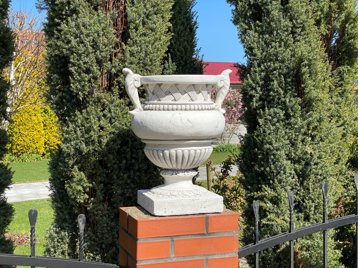 Vaso de flores clássico estilo grego