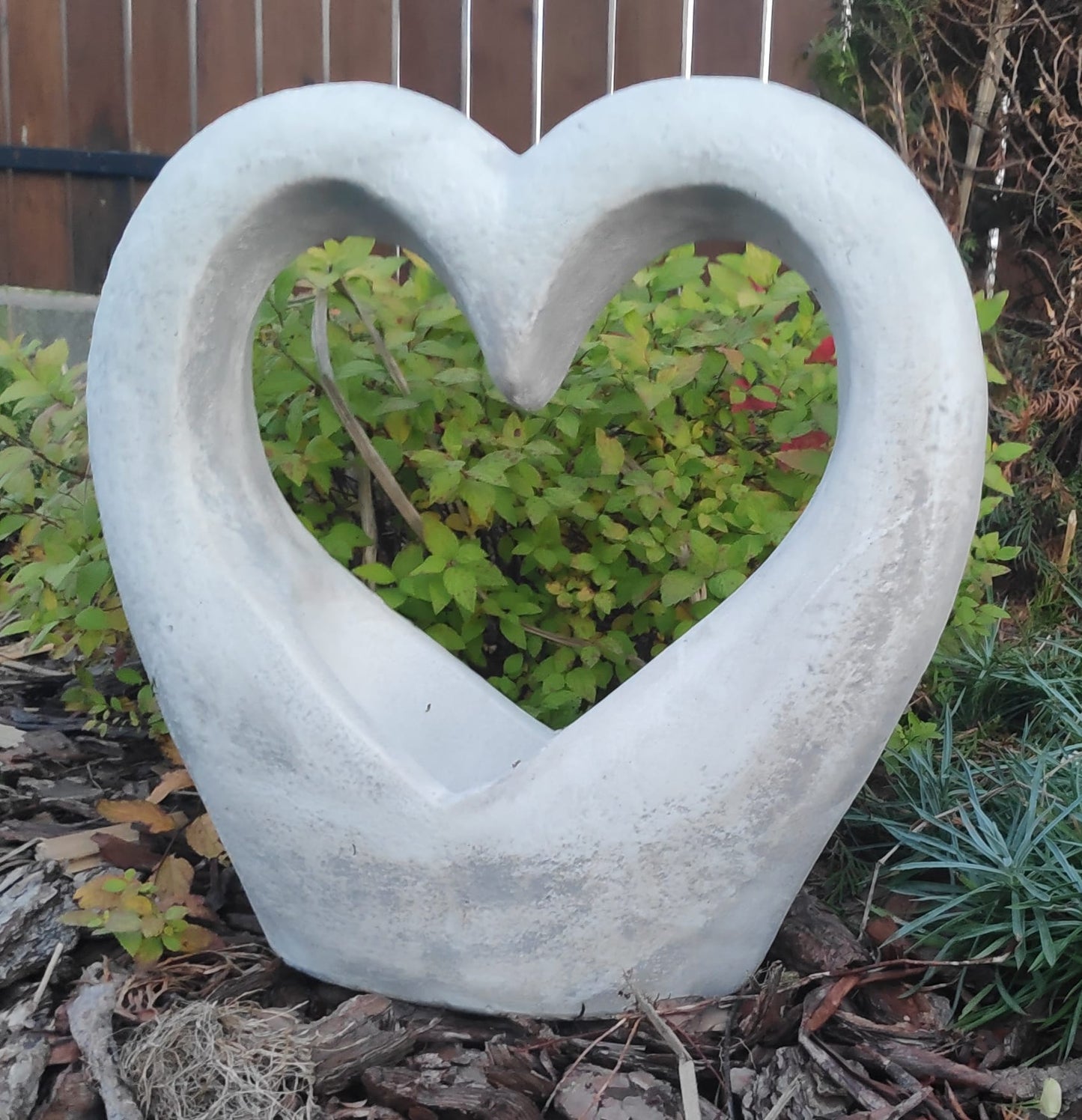Floreira de concreto Harmonia sincera - 11 x 43 x 41 cm, 19kg