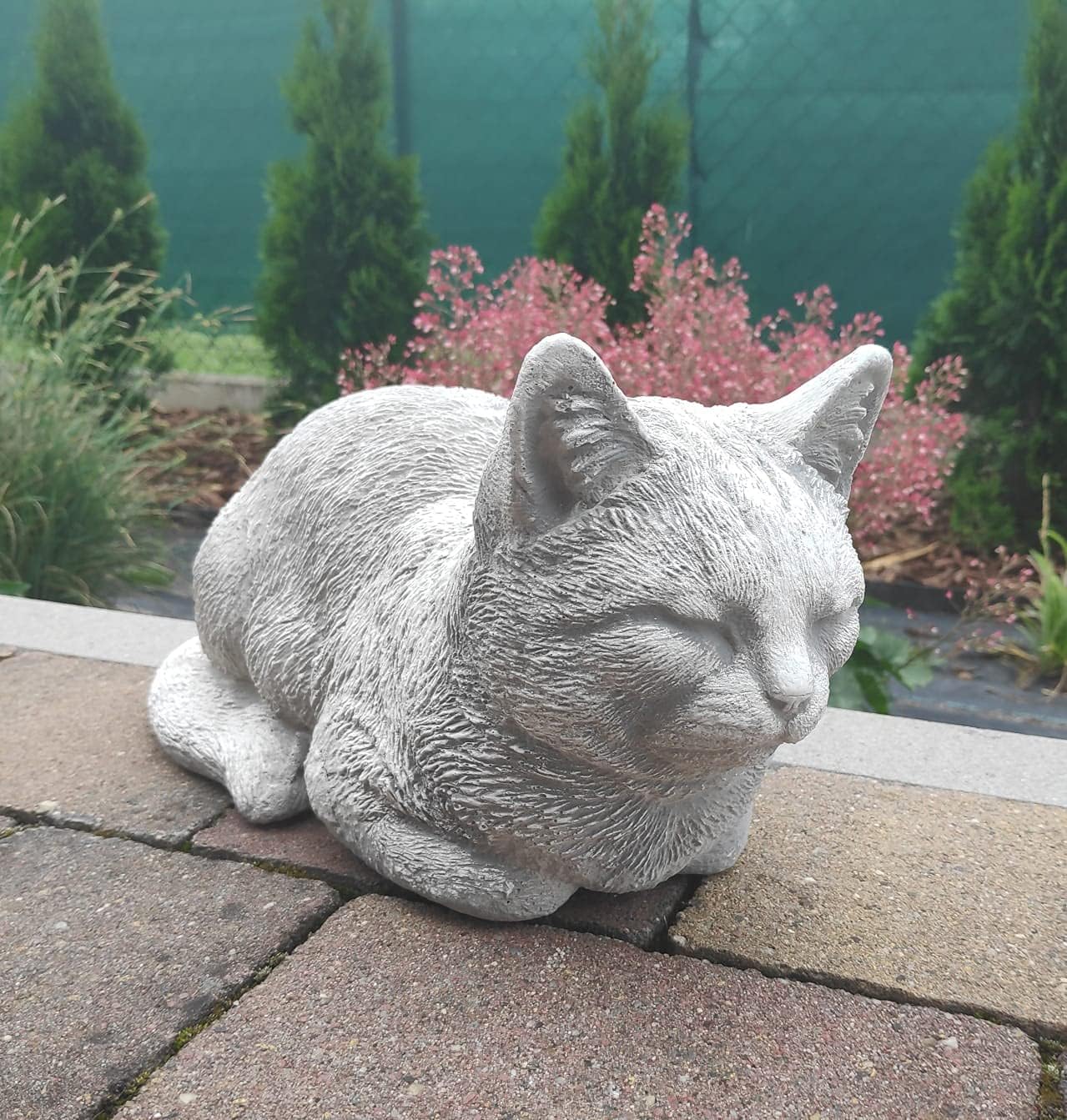 Figura de gato relaxante, enfeite externo/interno, feito de pedra fundida