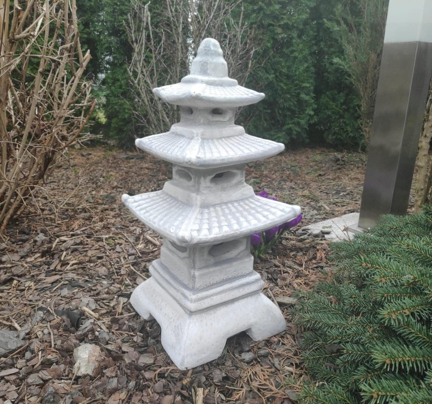 Estátua de ornamento de jardim - Lanterna japonesa/pagode de três camadas de pedra