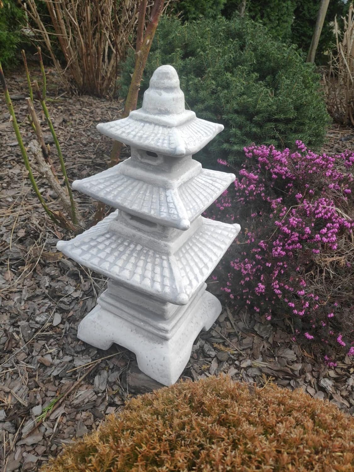 Estátua de ornamento de jardim - Lanterna japonesa/pagode de três camadas de pedra