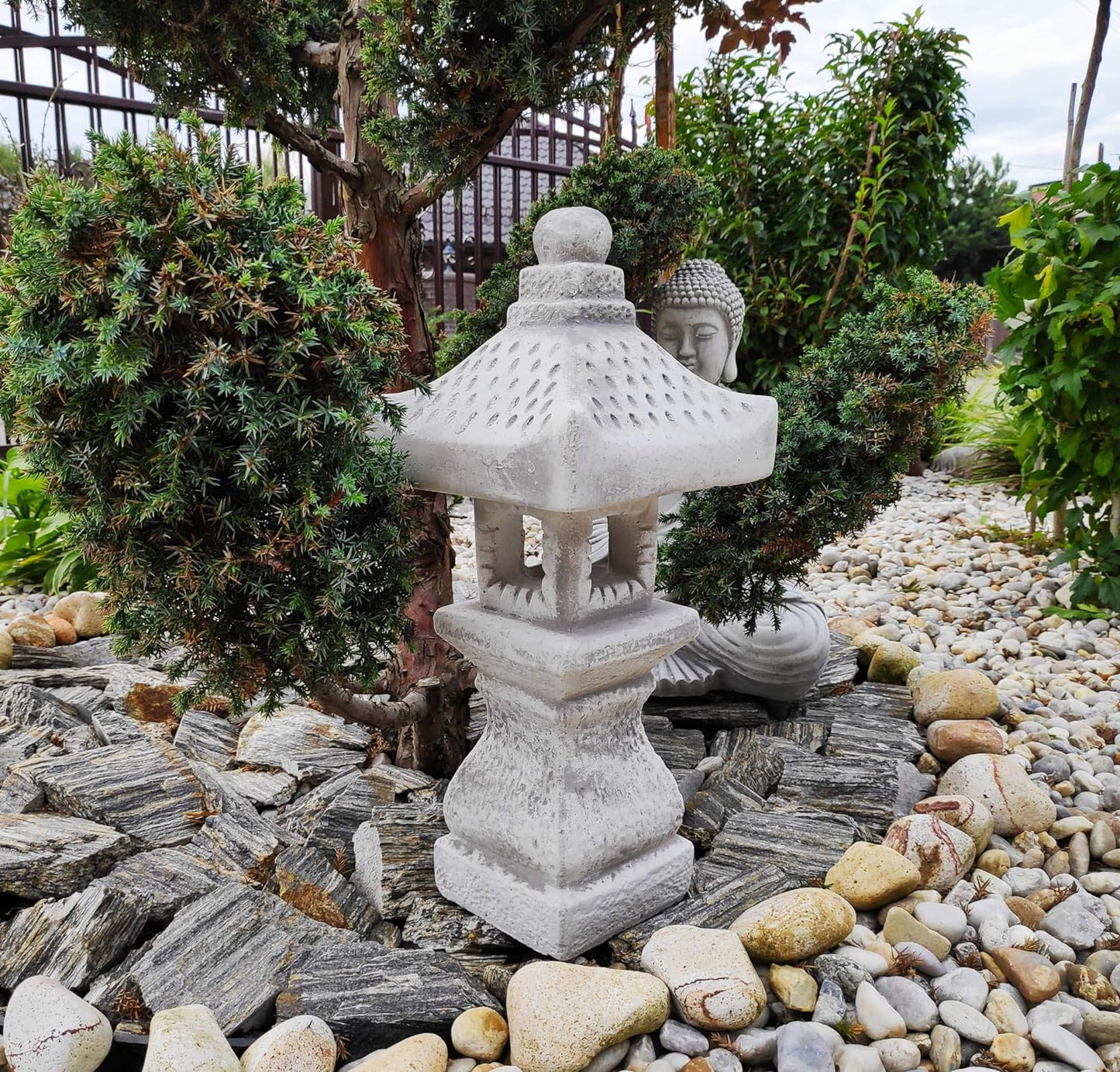 Decoração de jardim em pedra fundida - Pagode/Lanterna estilo japonês "TACHI-GATA-OKI" 40x12x11 cm